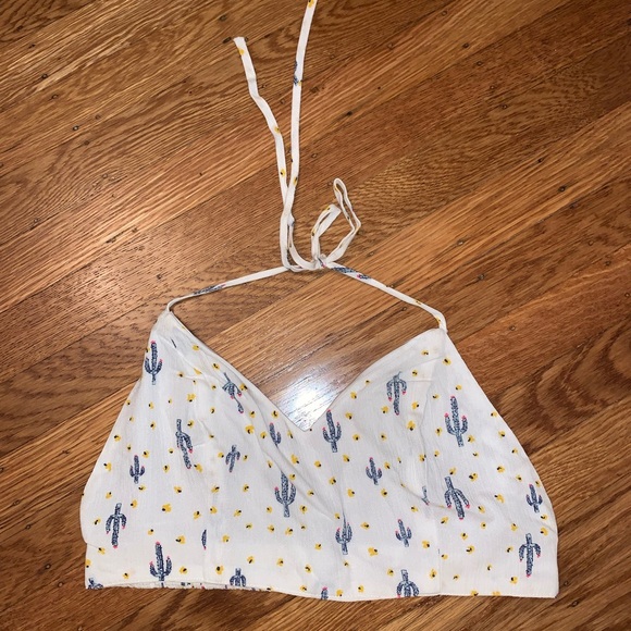 NWT Forever21 cropped halter top - Picture 1 of 2